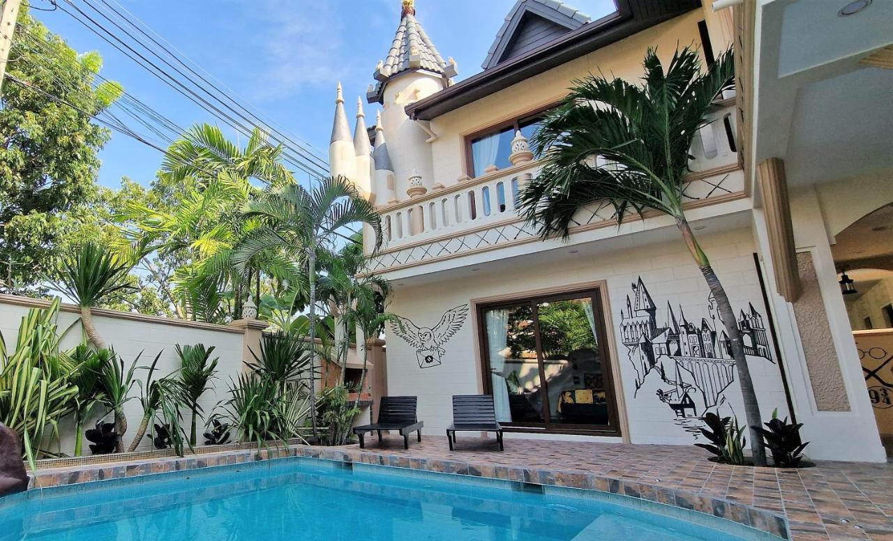 Potterland Luxury Pool Villa Pattaya Walking Street 6 Bedrooms Dış mekan fotoğraf