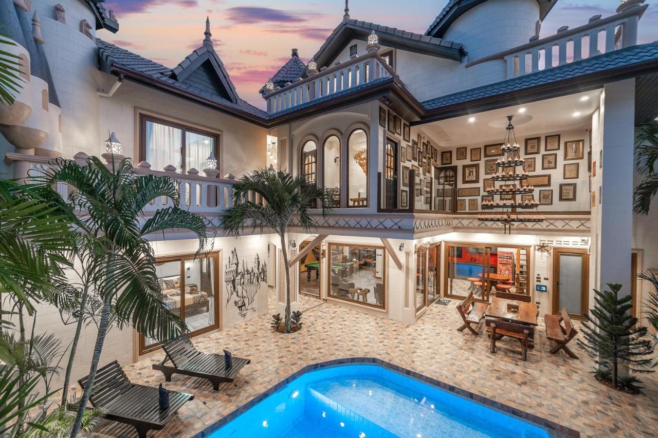 Potterland Luxury Pool Villa Pattaya Walking Street 6 Bedrooms Dış mekan fotoğraf