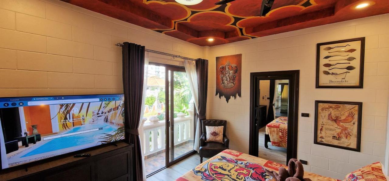 Potterland Luxury Pool Villa Pattaya Walking Street 6 Bedrooms Dış mekan fotoğraf