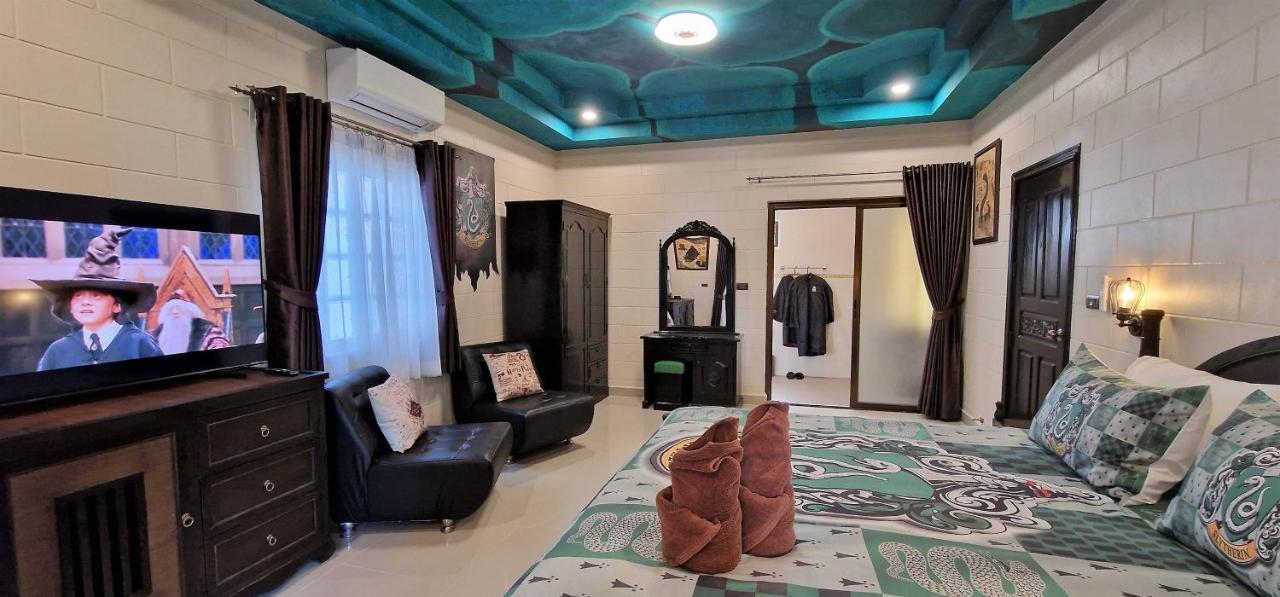 Potterland Luxury Pool Villa Pattaya Walking Street 6 Bedrooms Dış mekan fotoğraf