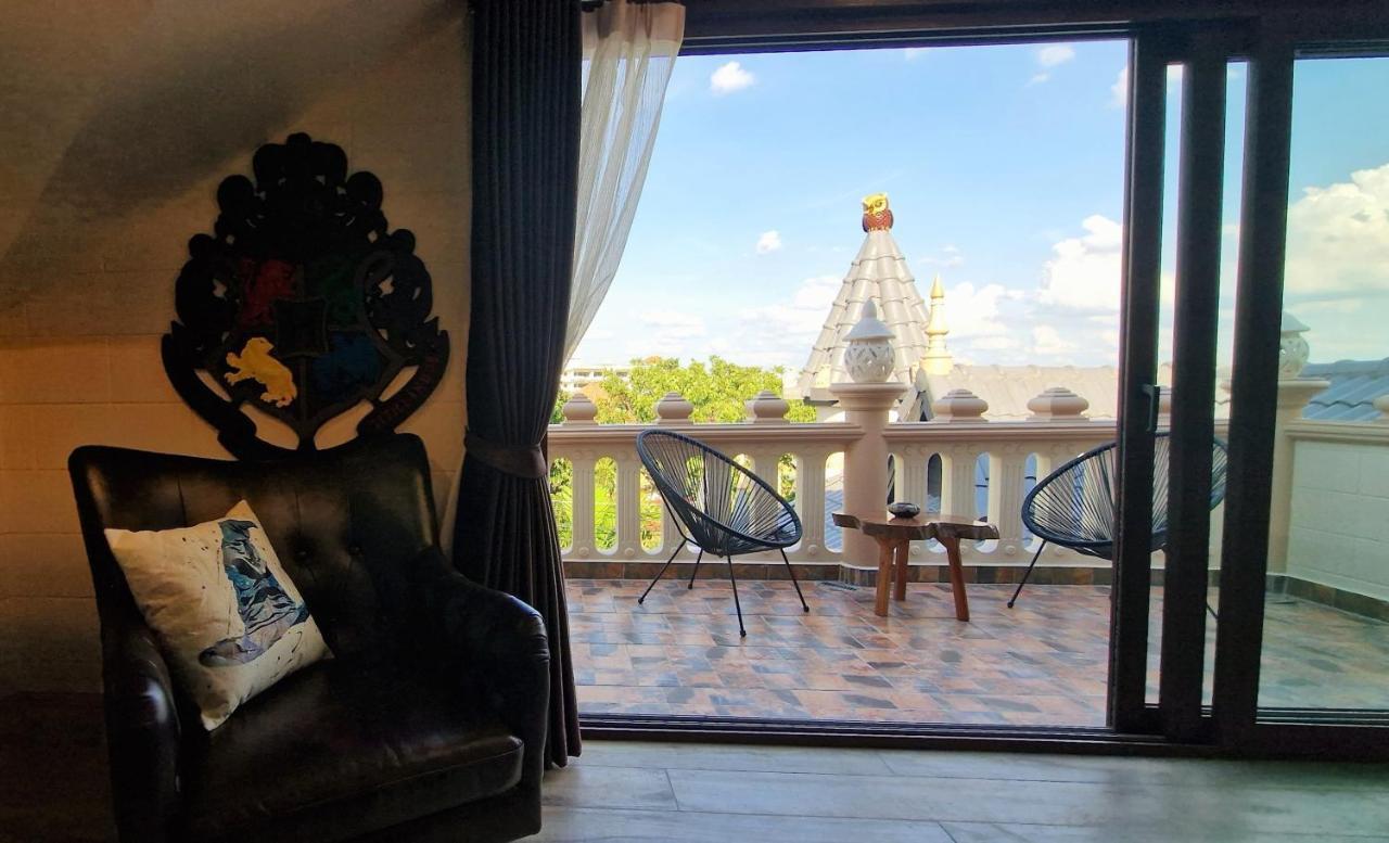 Potterland Luxury Pool Villa Pattaya Walking Street 6 Bedrooms Dış mekan fotoğraf